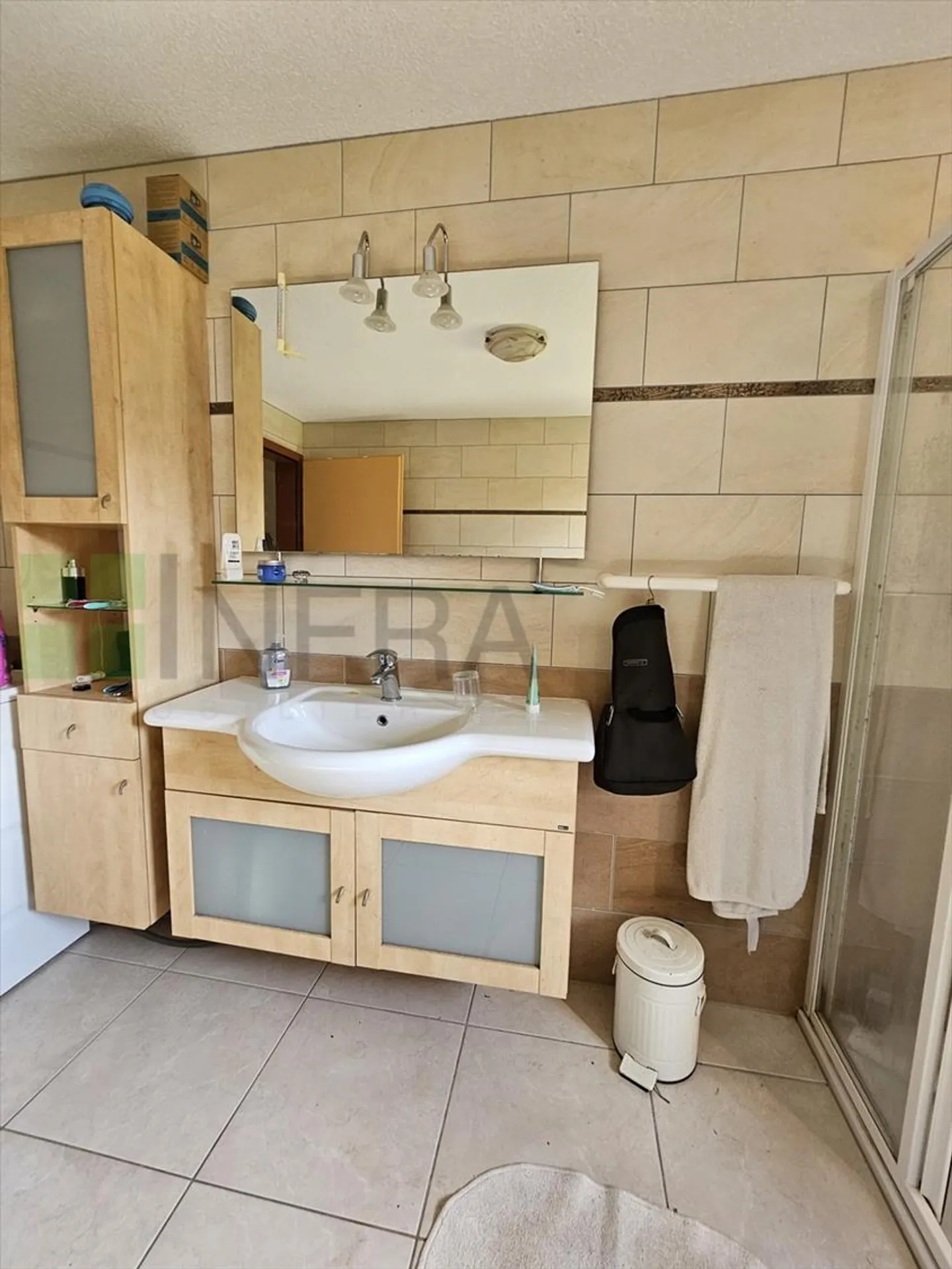 Charming apartment with terrace & garden - Photo 3 of 10