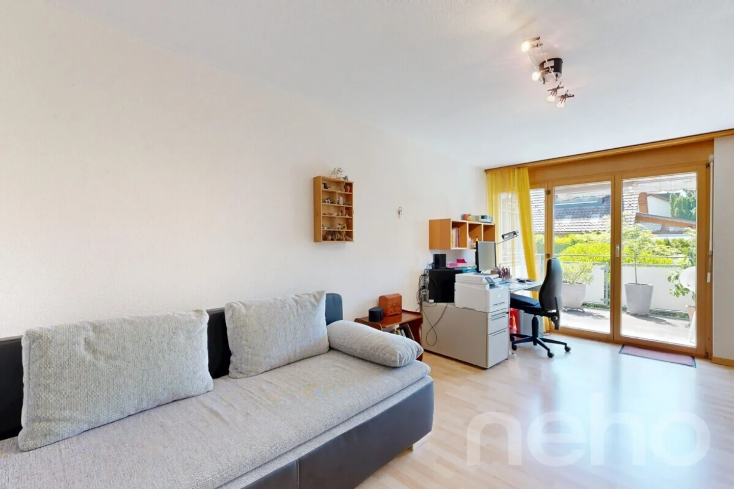 Charmantes 6.5-Zimmer-Reihenmittelhaus in Ruhiger Lage - Photo 10 of 12