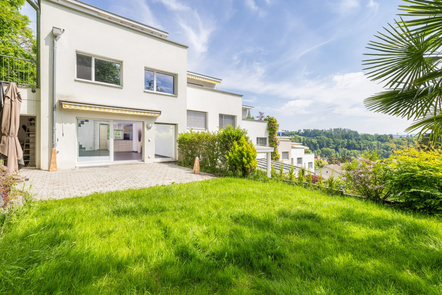 Familienidylle in Langnau am Albis - Foto 1 von 11