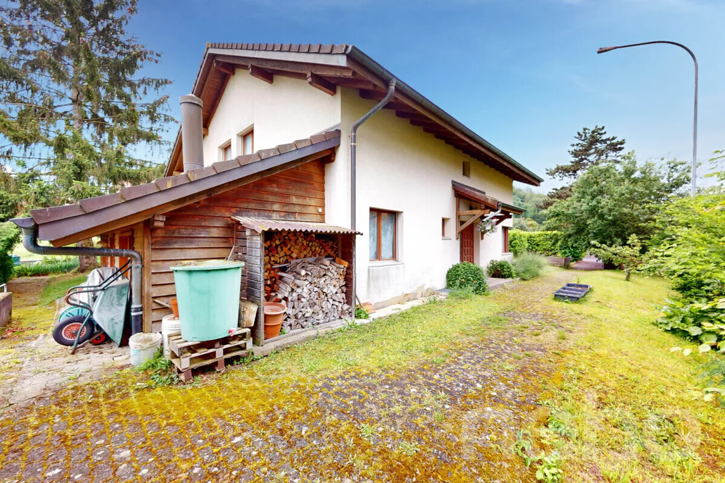 Villa familiare piena di potenziale - Foto 12 di 13