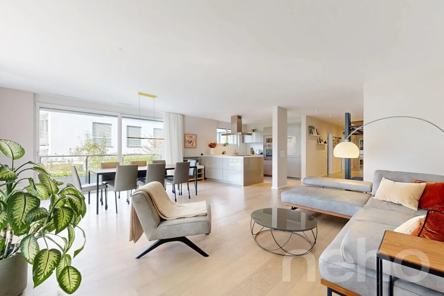 Elegante appartamento di 4,5 stanze a Zumikon - Foto 1 di 12