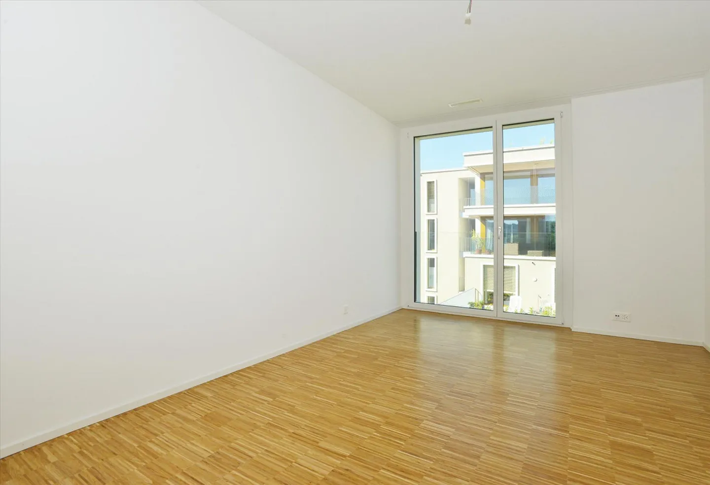 Wonderful maisonette apartment with a dream view of Lake Zurich - Photo 7 of 9