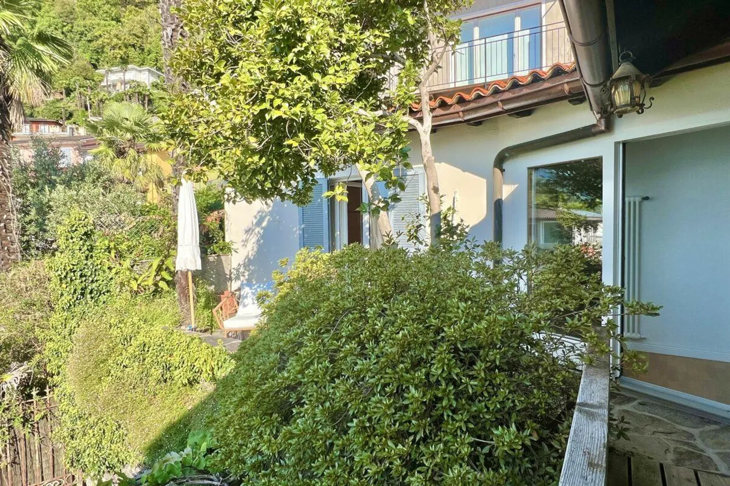 Affascinante casa di villaggio completamente arredata con giardino e vista lago - Foto 12 di 30