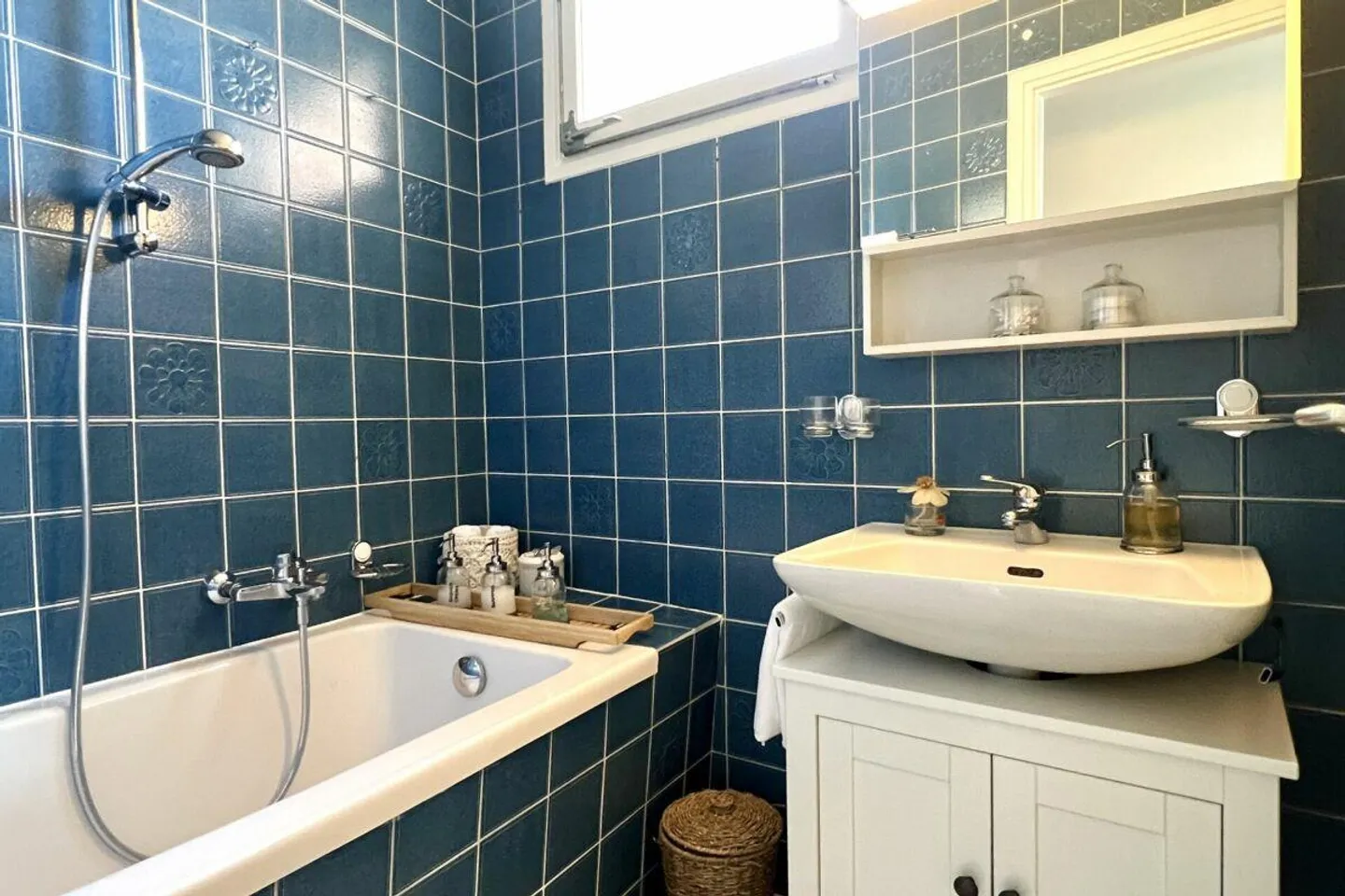 Affascinante casa di villaggio completamente arredata con giardino e vista lago - Foto 16 di 30