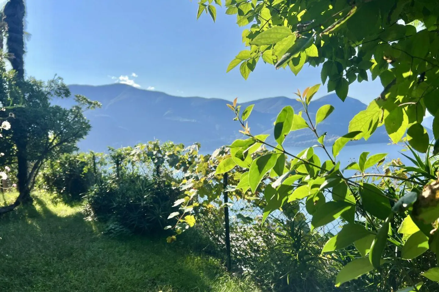 Affascinante casa di villaggio completamente arredata con giardino e vista lago - Foto 20 di 30