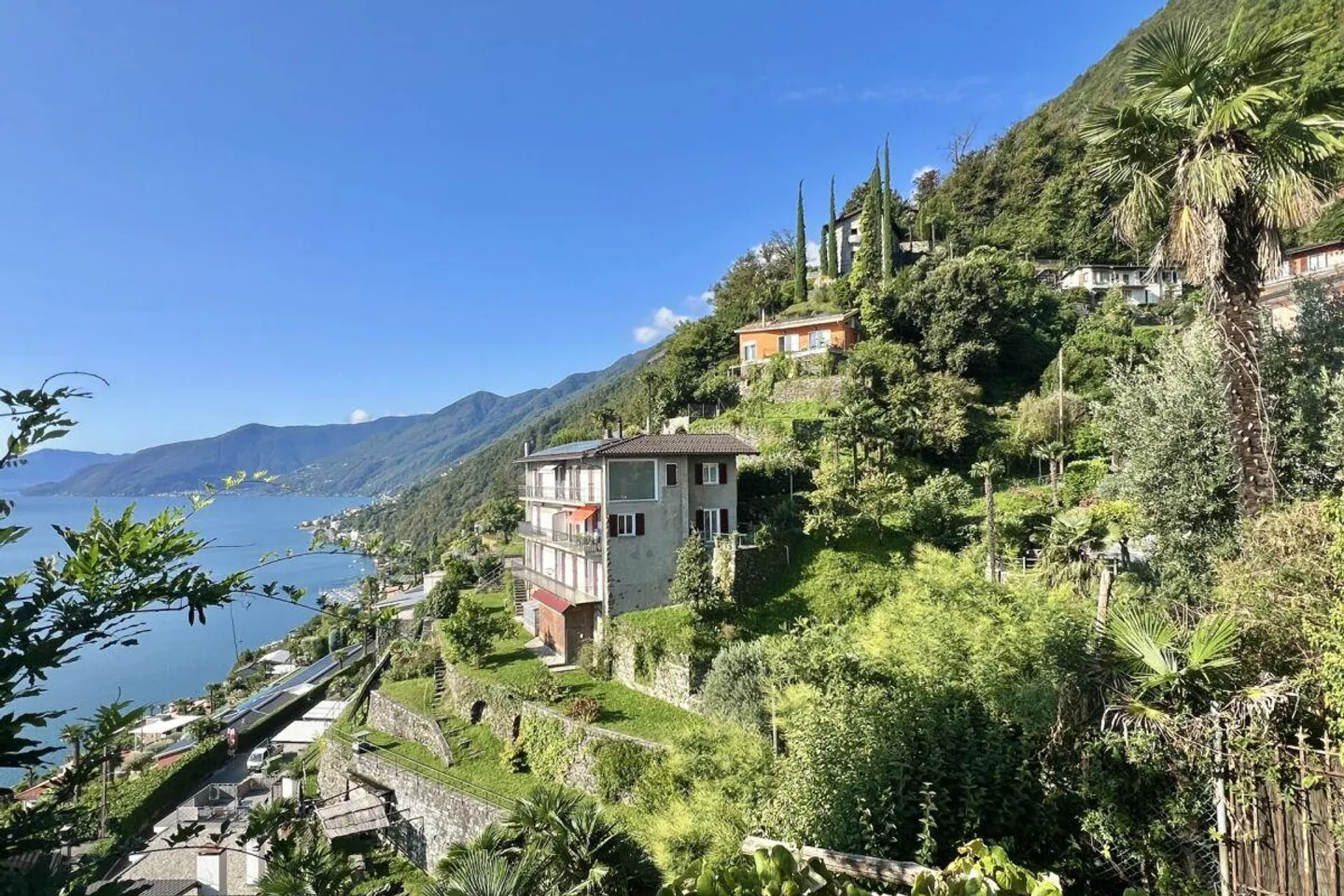 Affascinante casa di villaggio completamente arredata con giardino e vista lago - Foto 22 di 30