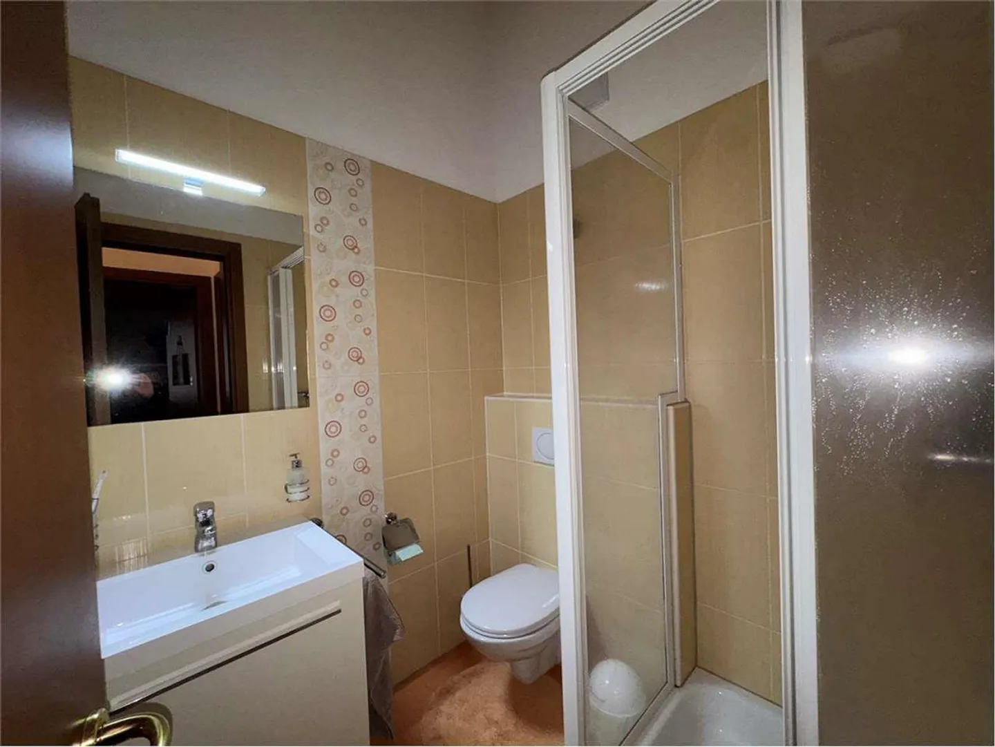 Triplex en rangée avec 4,5 pièces à Pura avec vue sur le lac et environnement verdoyant - Photo 8 sur 11