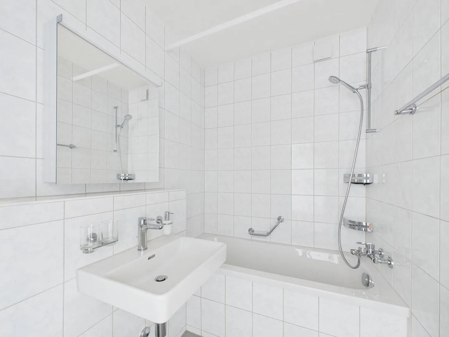 3-room apartment in a quiet location in the Liebefeld district - Photo 3 of 14