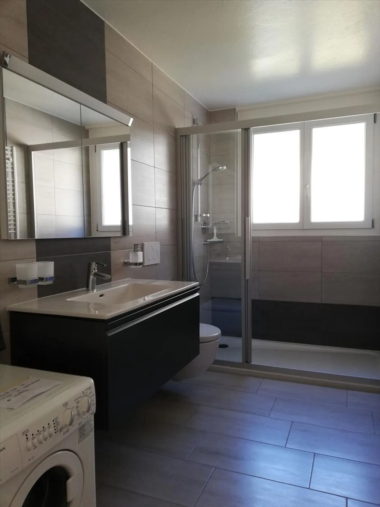 St-Imier, wunderschönes 3.5-Zimmer-Apartment im 3. Stock mit Aufzug - Foto 1 von 6