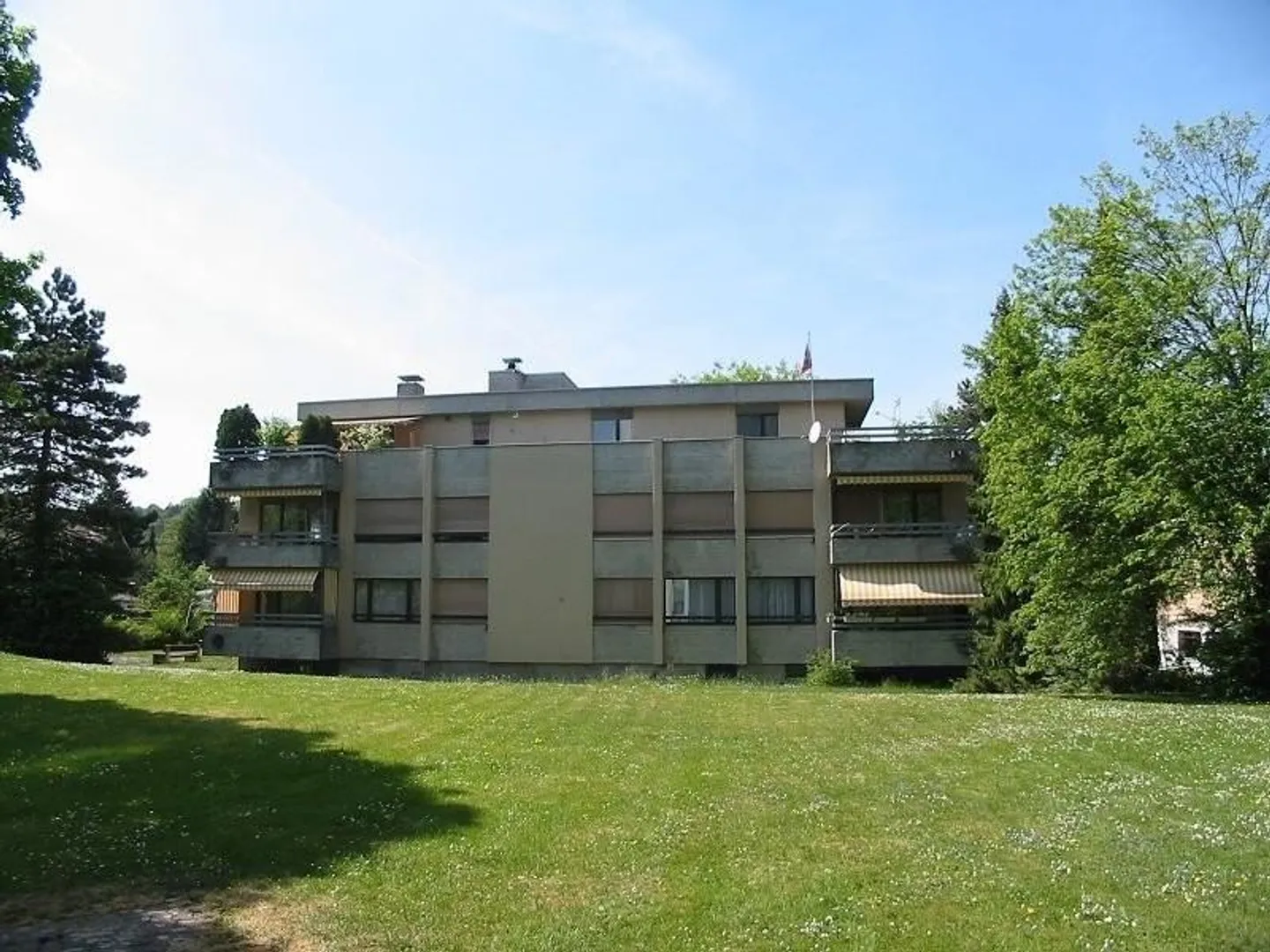 Sanierte 4-Zimmerwohnung an guter Lage - Foto 2 von 7