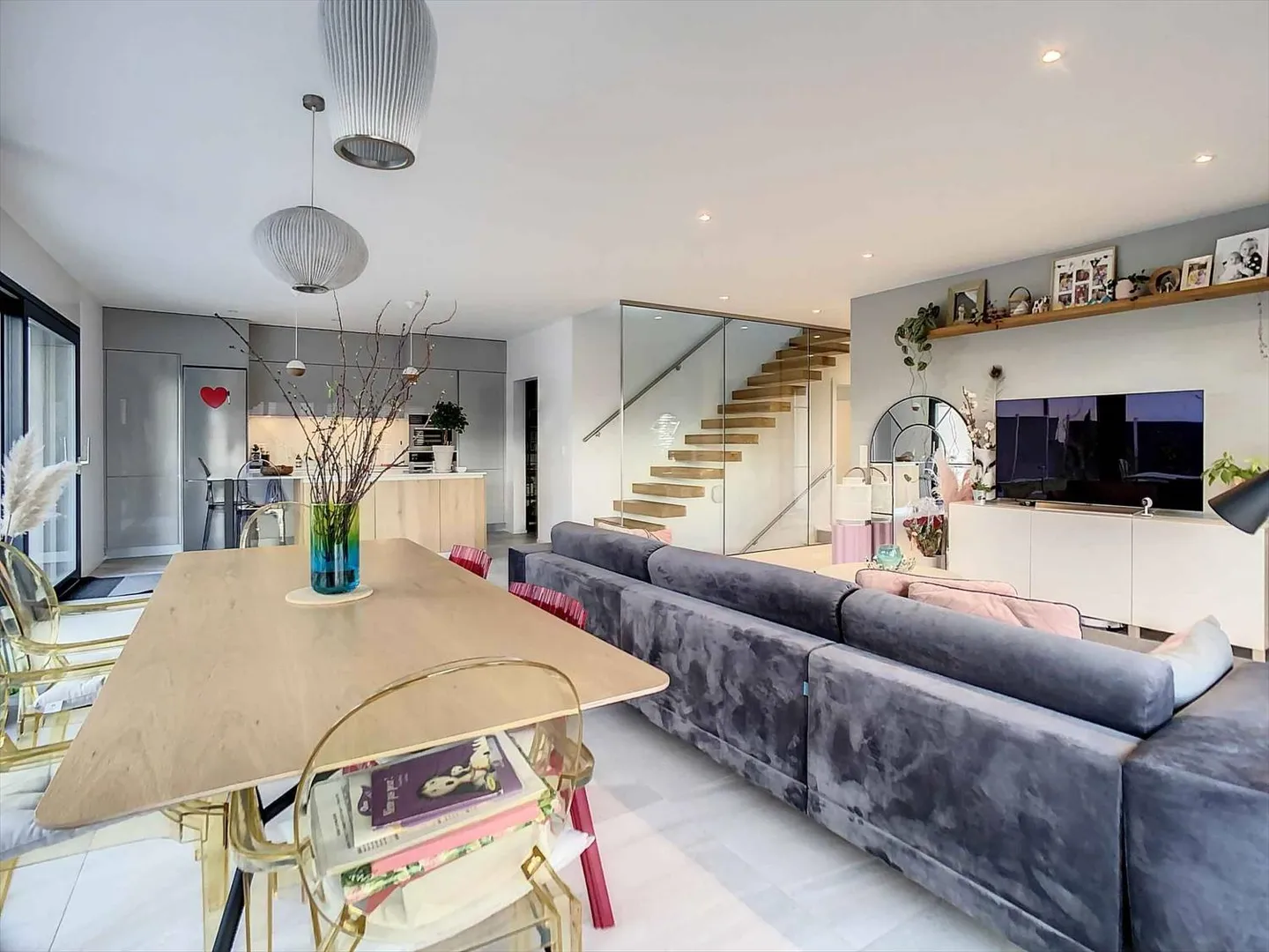 Villa moderna di 6,5 stanze nelle alture di Neuchâtel - Foto 3 di 13
