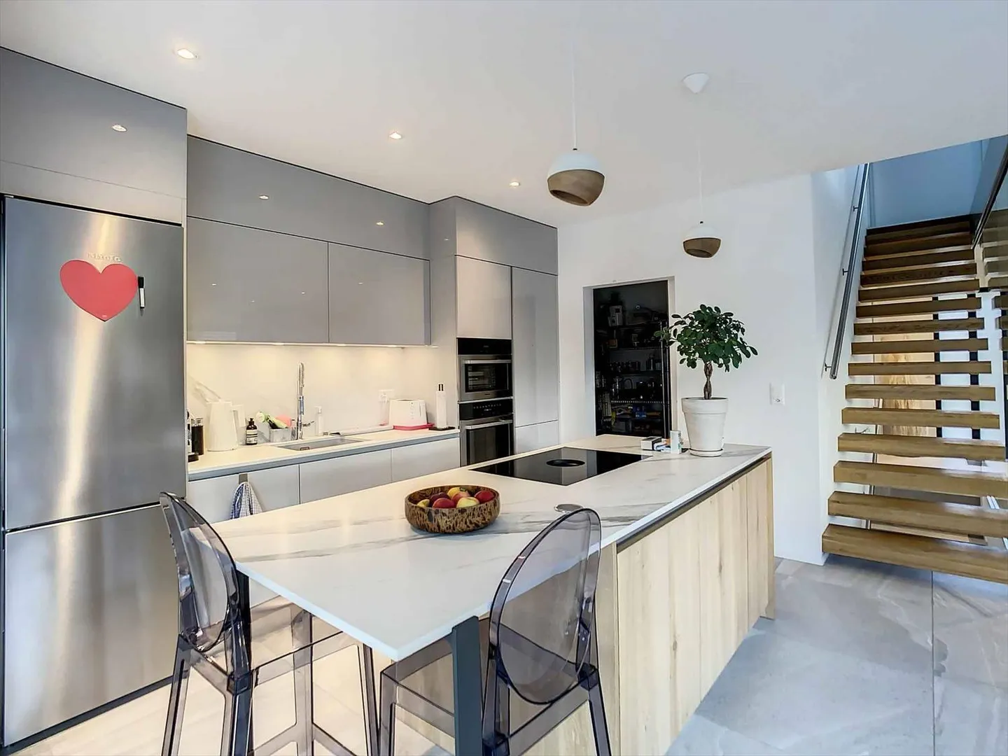 Villa moderna di 6,5 stanze nelle alture di Neuchâtel - Foto 4 di 13