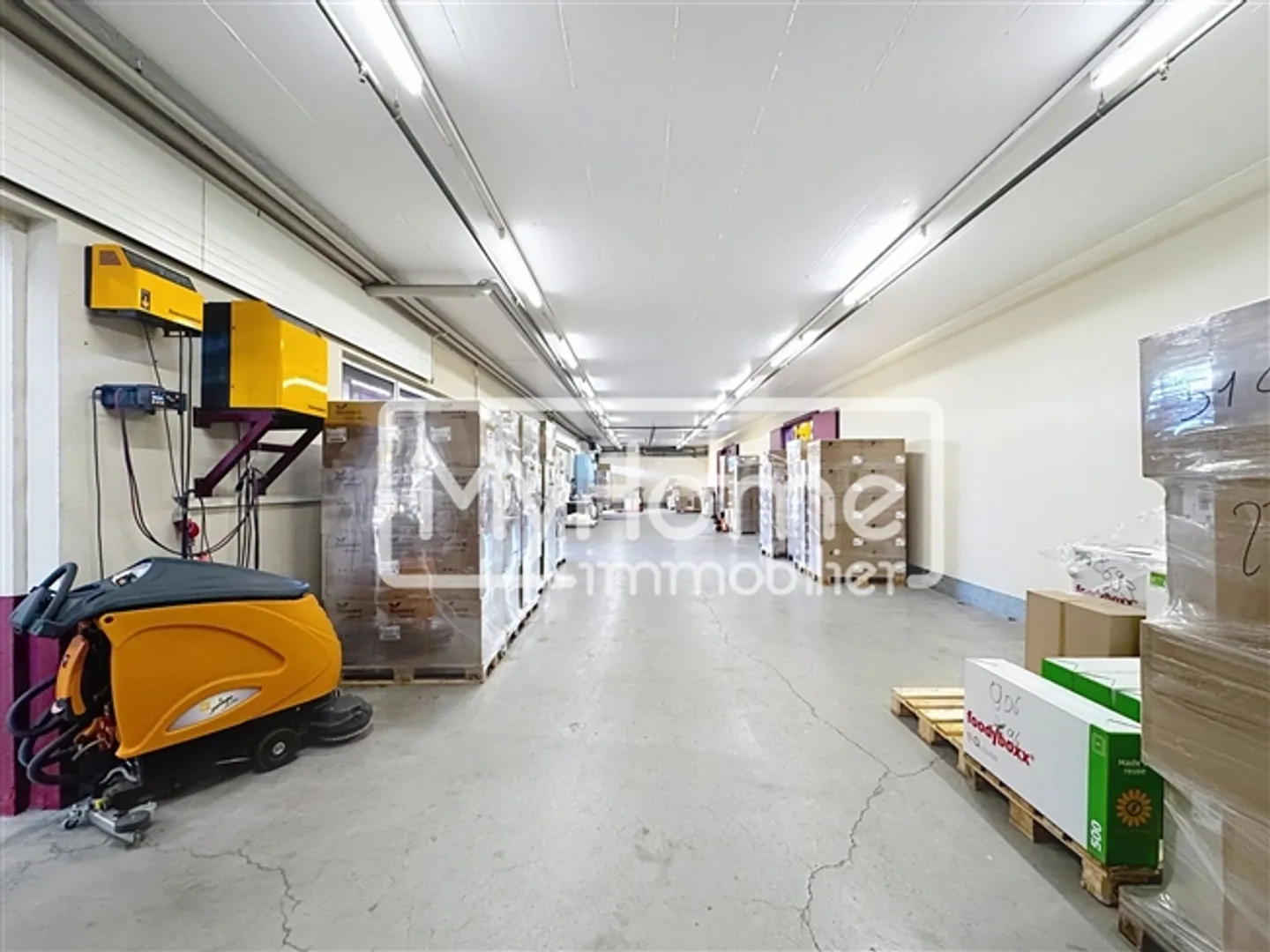 2,750 m² logistics hall in an ideal location near Lausanne - Photo 8 of 11
