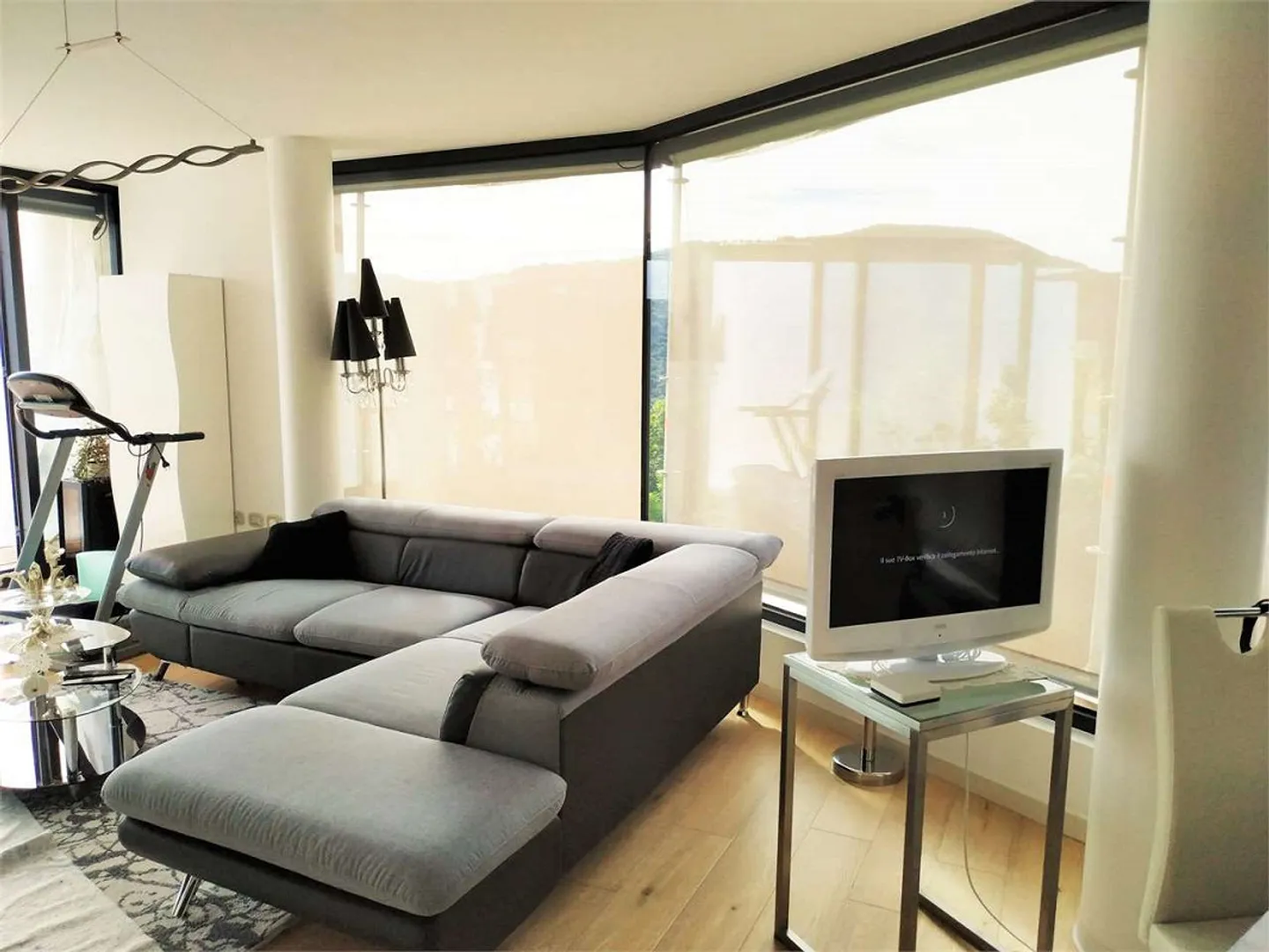 Helles Apartment mit Terrasse - Foto 11 von 13