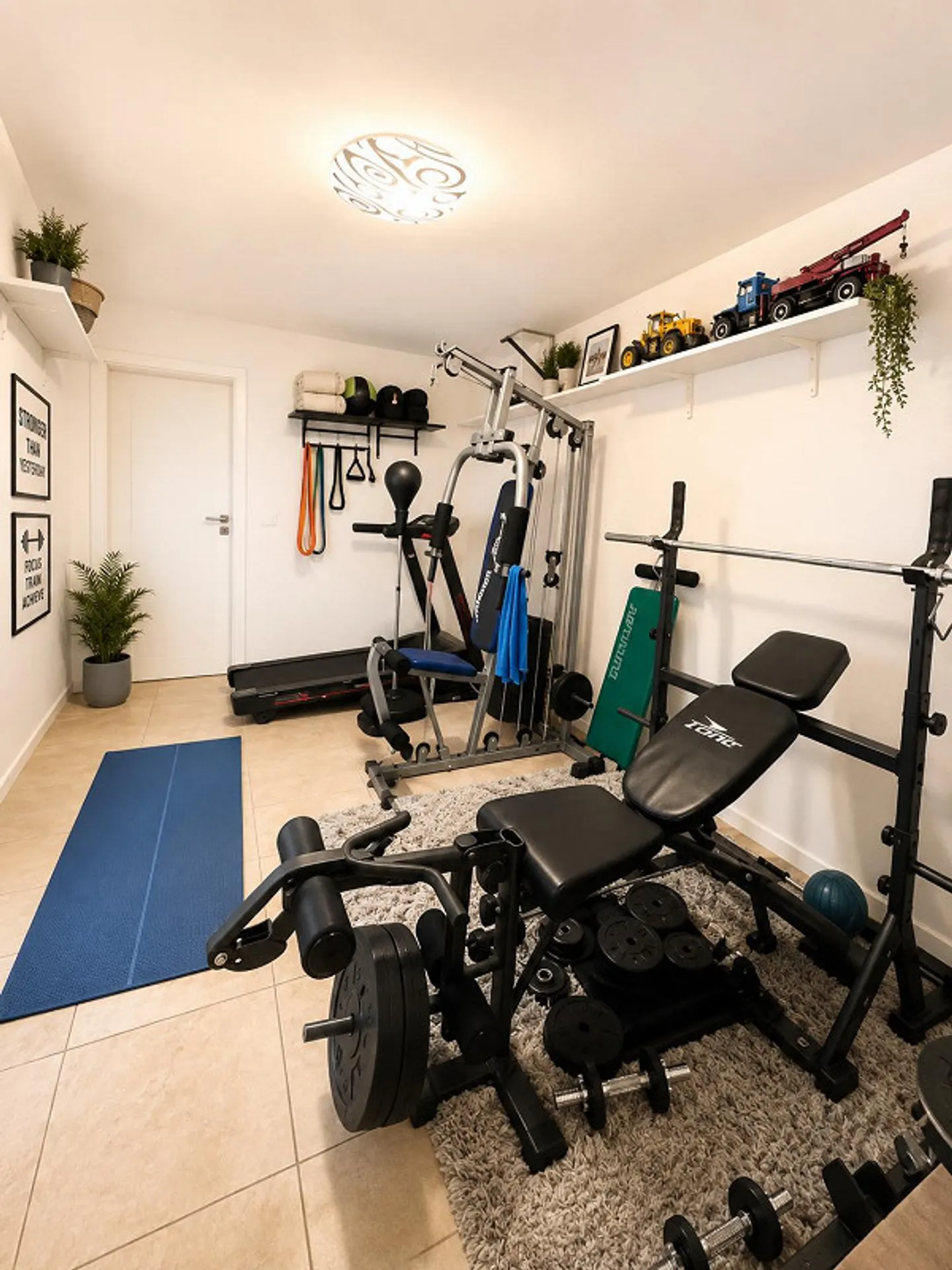 WUNDERBARES ZWEIFAMILIENHAUS - MIT GROSSEN POTENZIAL - Foto 9 von 13