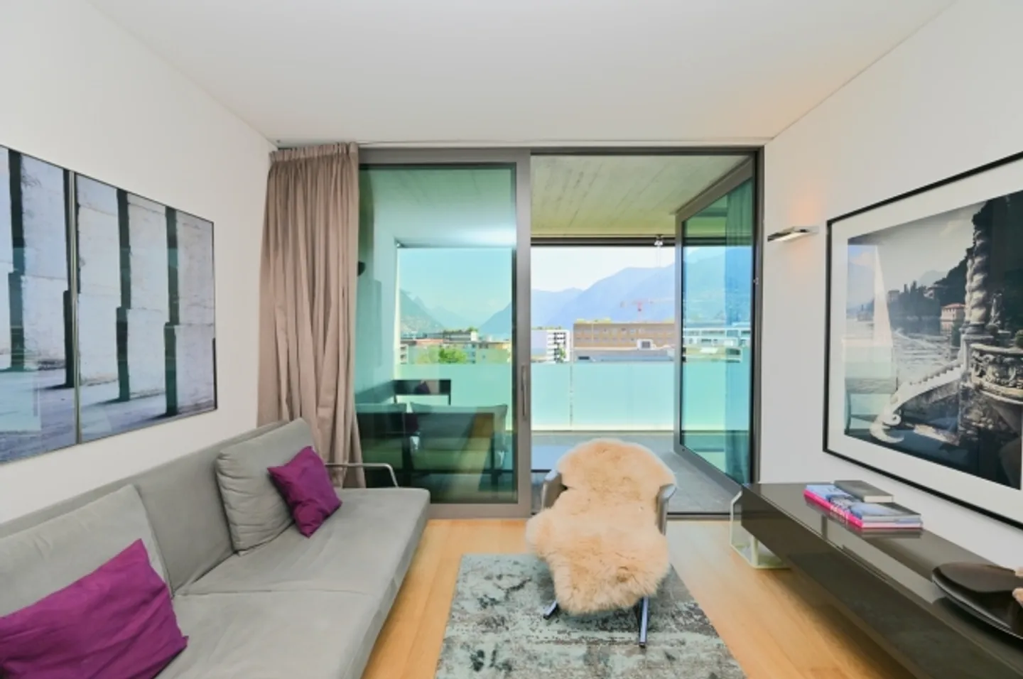 Holiday Home - Modern Apartment with Partial Lake View - Photo 2 of 18
