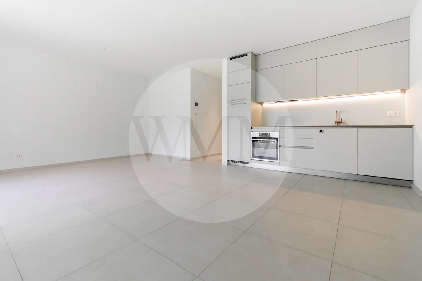 Appartamento moderno di 2,5 stanze con terrazza e giardino privato - Foto 3 di 10