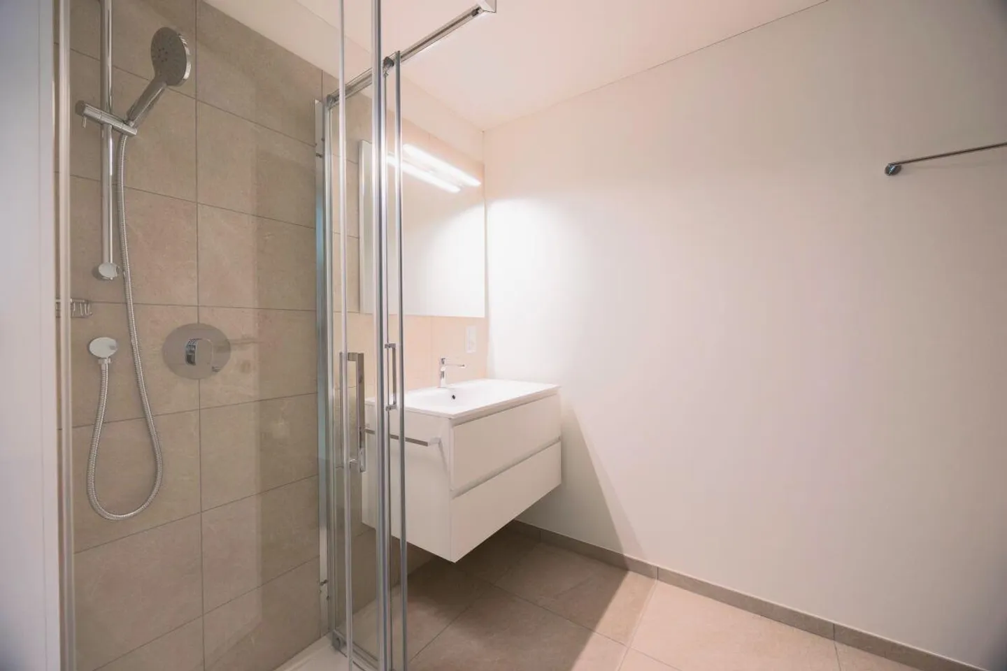 Ultima possibilità appartamento 4.5 locali con giardino privato a Gordola - Foto 7 di 12