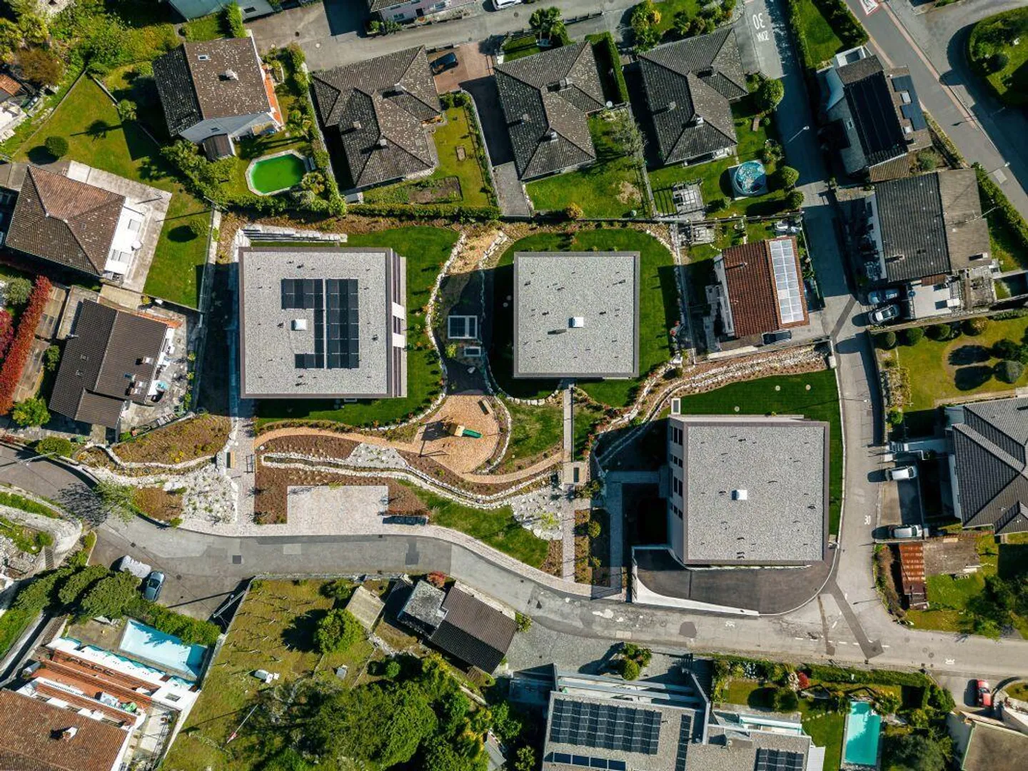 Ultima possibilità appartamento 4.5 locali con giardino privato a Gordola - Foto 11 di 12