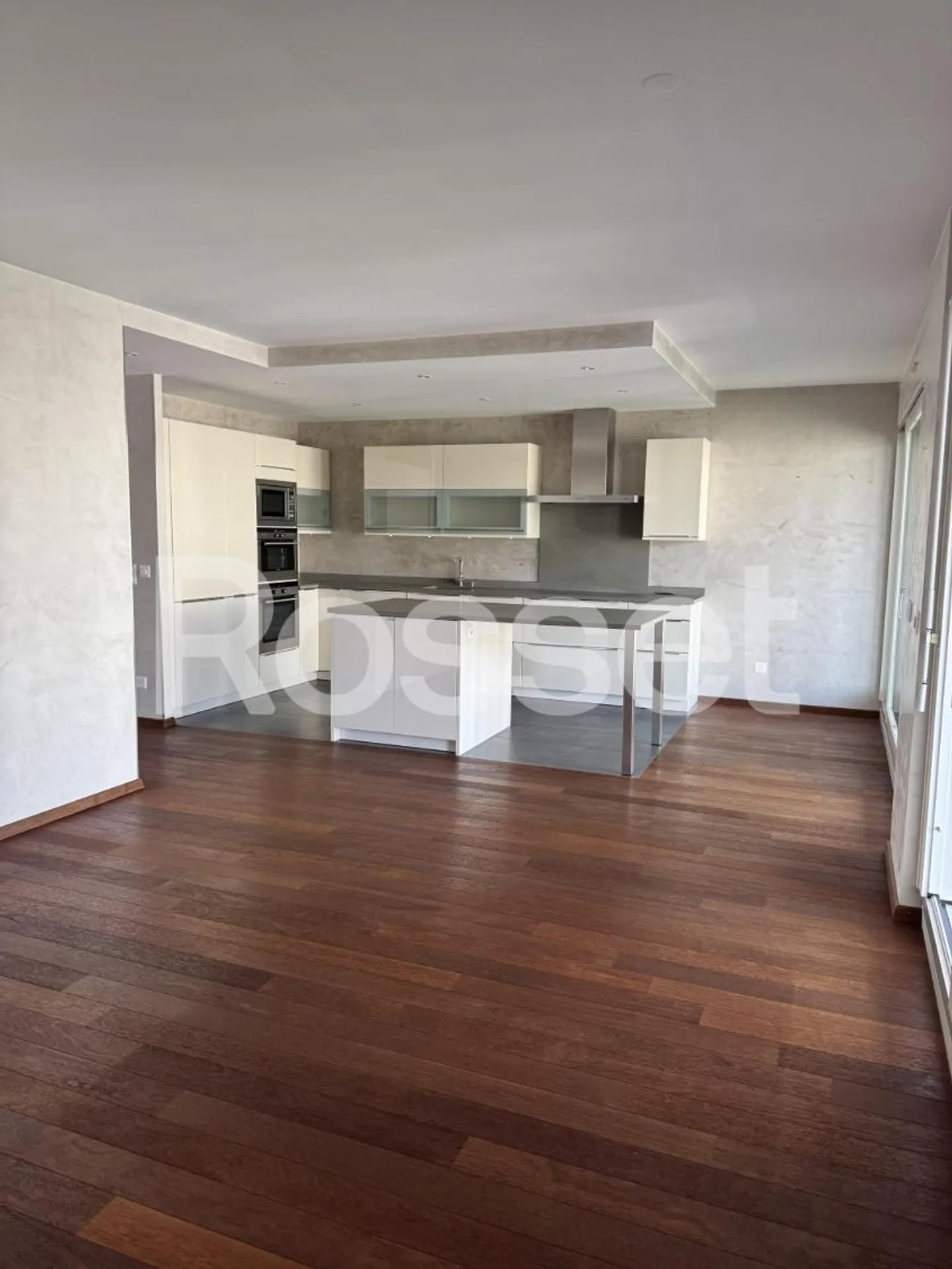 Bel Appartement en Attique - Photo 2 sur 10