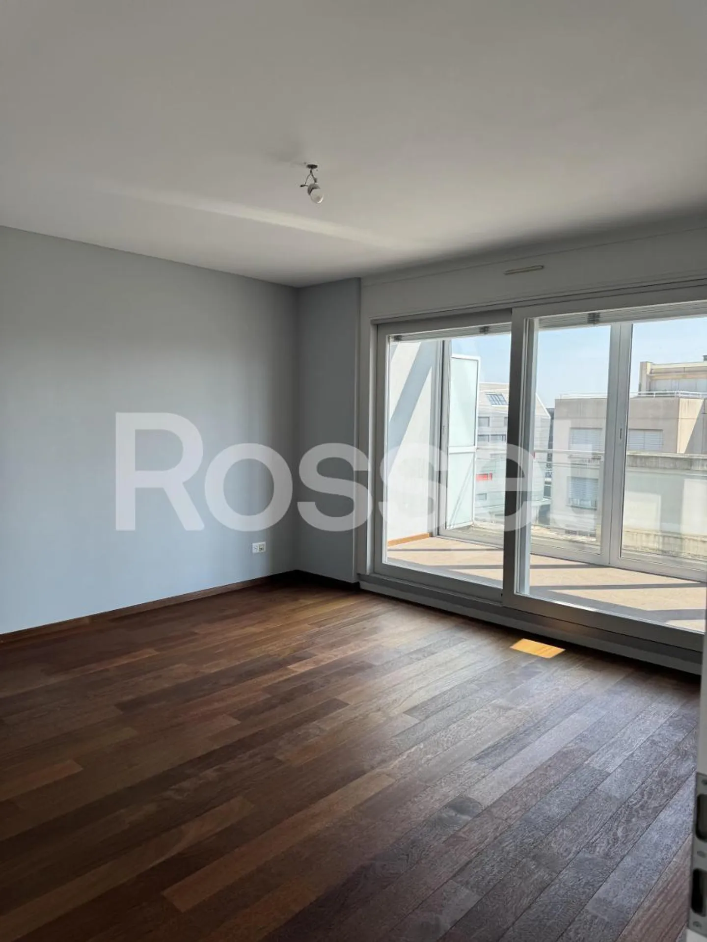 Bel Appartement en Attique - Photo 3 sur 10