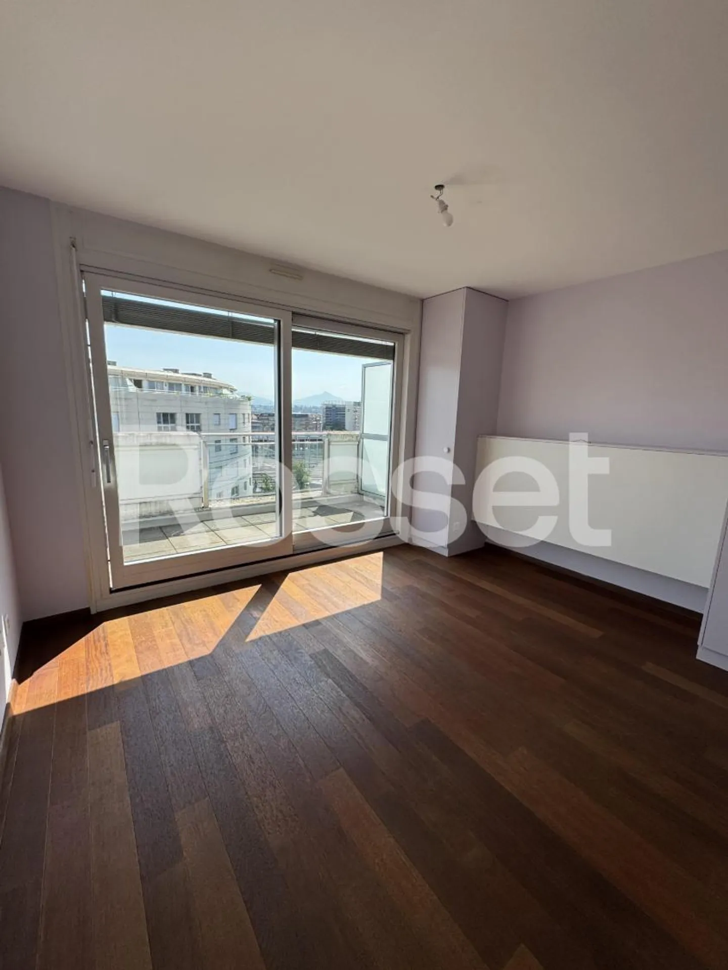 Bel Appartement en Attique - Photo 4 sur 10