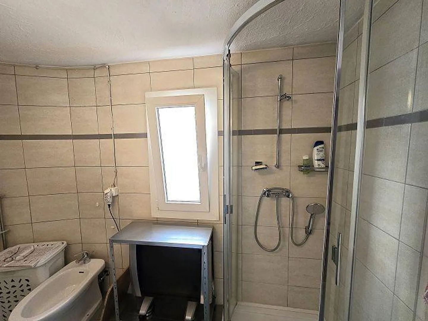 Casa singola in affitto - Foto 16 di 32