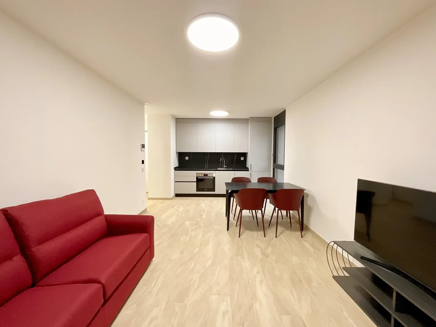 SORENGO - AFFITTASI NUOVO 2.5 LOCALI CON GRANDE TERRAZZA - Photo 1 sur 9