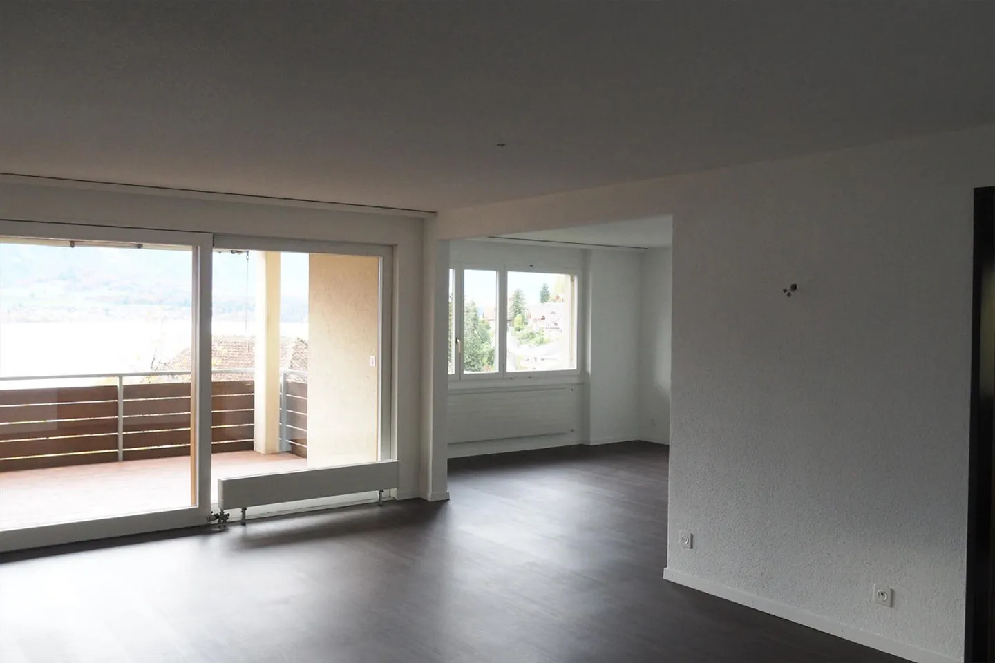 Charming 4.5-room apartment with lake view in Oberhofen on Lake Thun - Photo 11 of 13