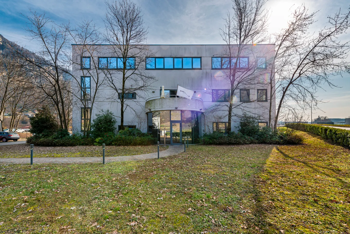 Edificio ad uso misto in affitto - Foto 4 di 11