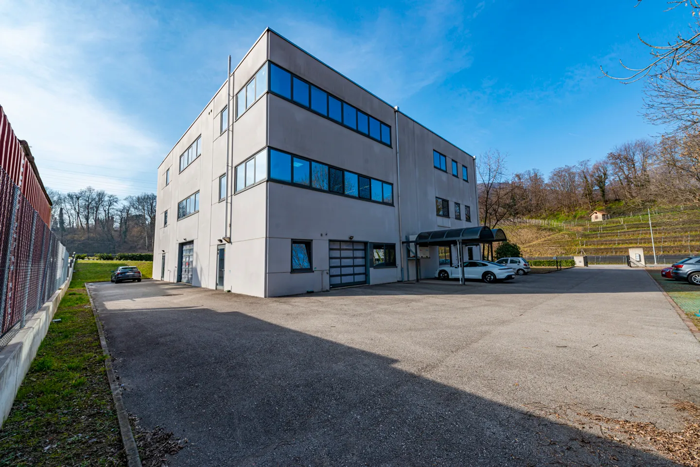 Edificio ad uso misto in affitto - Foto 10 di 11