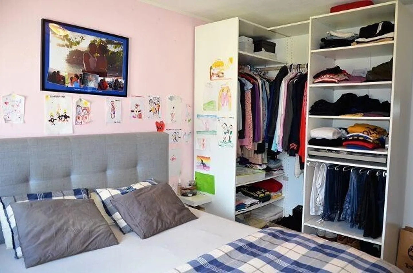 Geräumige 4,5-Zimmer-Wohnung mit Terrasse und Parkplatz in der Garage - Foto 9 von 13