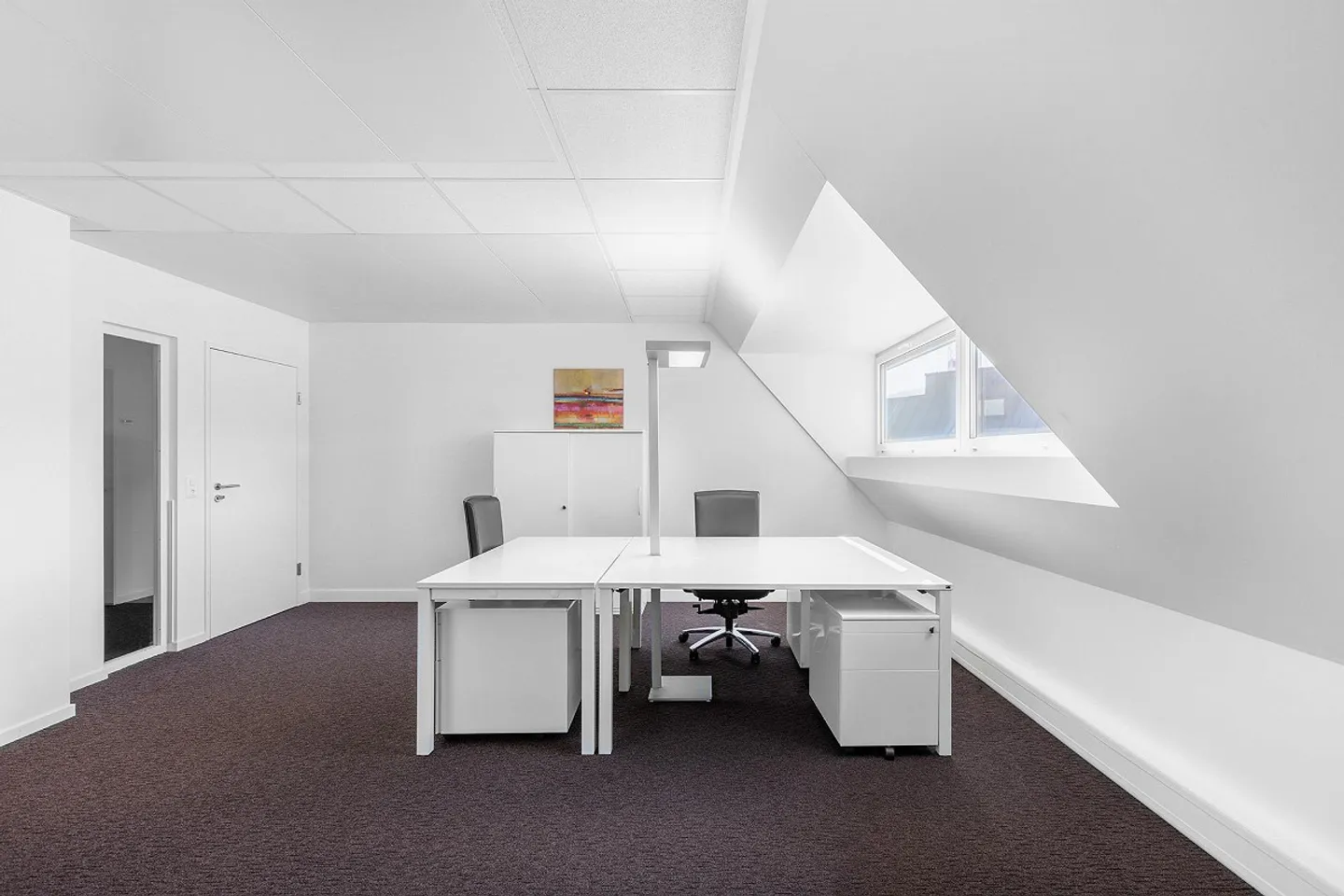 Buchen Sie Büroräume in Regus City Old Town für 2 Personen - Foto 1 von 9