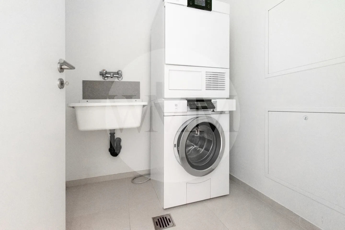 Appartamento moderno di 2,5 stanze con terrazza e giardino privato - Foto 7 di 10
