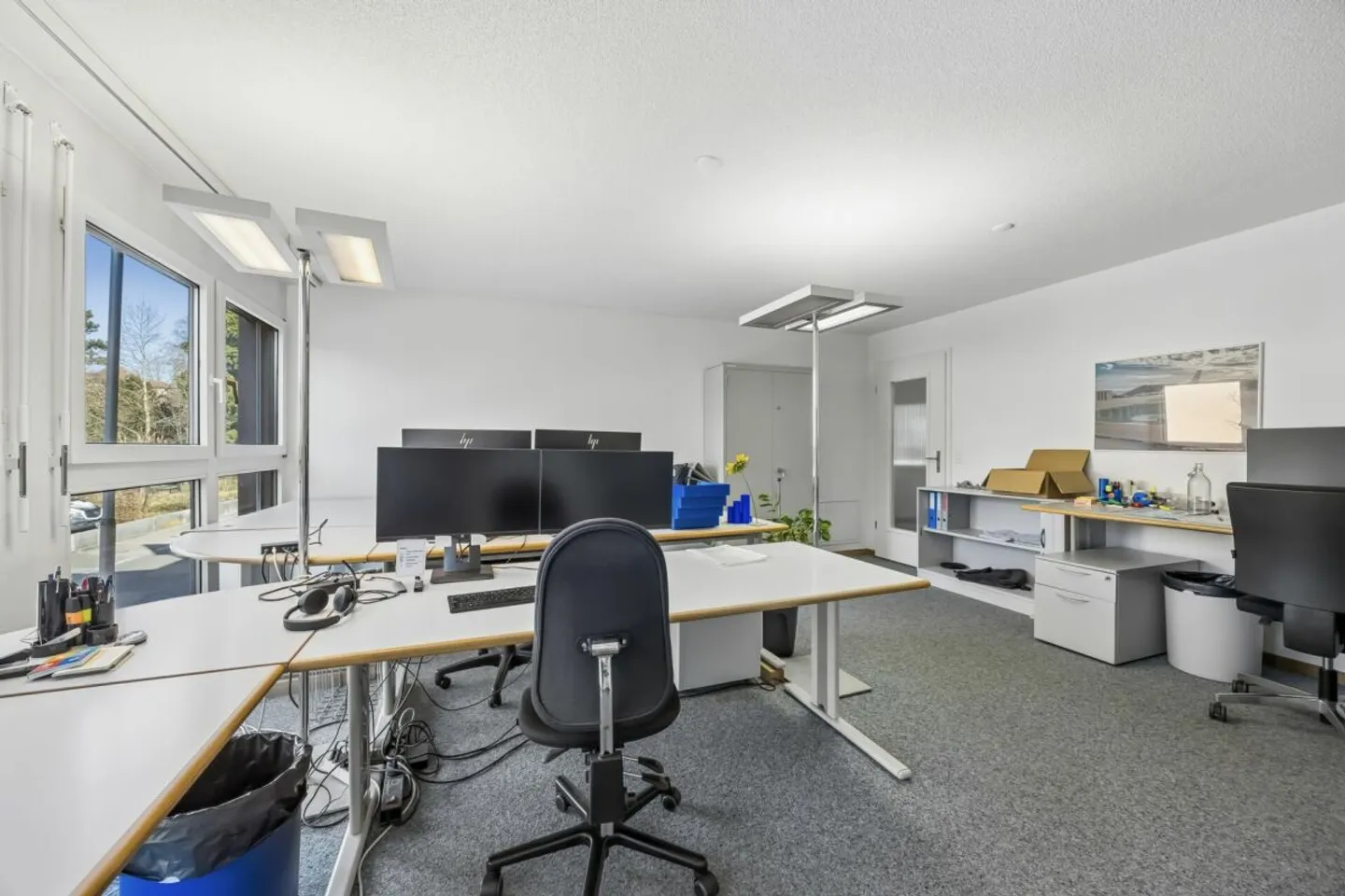 Commercial Space in Burgdorf - Photo 5 of 13