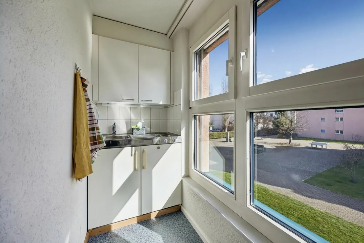 Commercial Space in Burgdorf - Photo 7 of 13