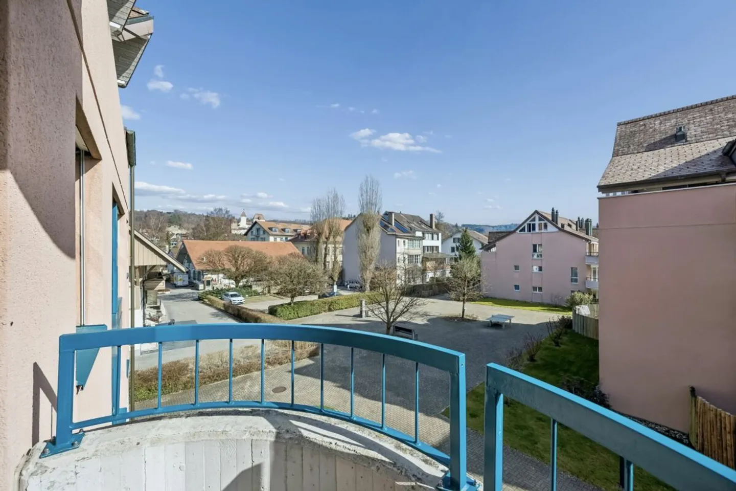 Commercial Space in Burgdorf - Photo 11 of 13