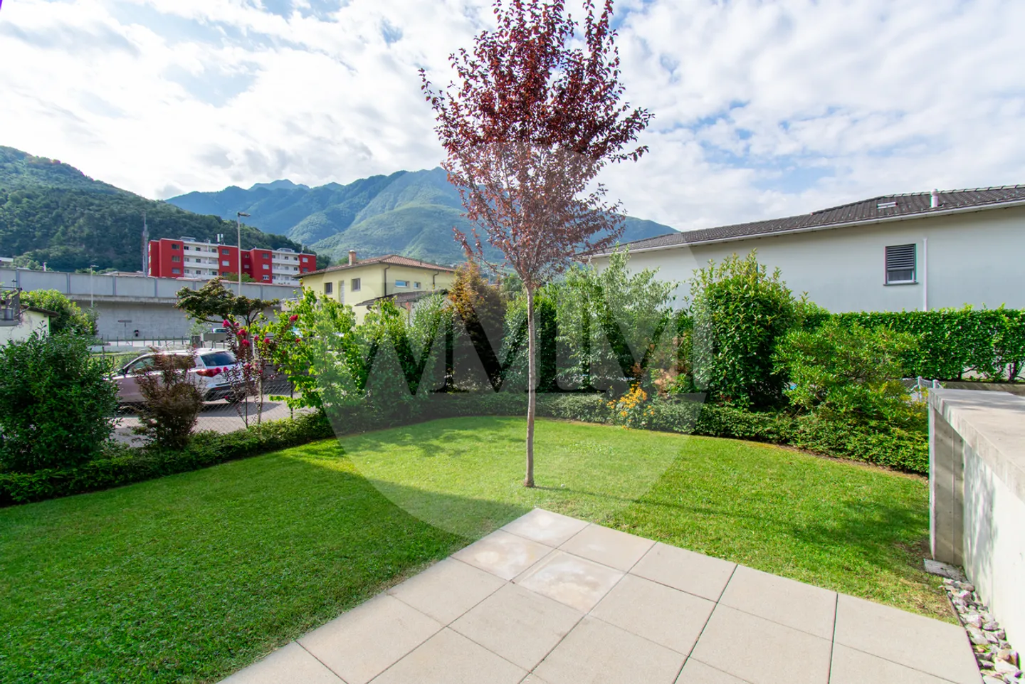 Appartamento moderno di 2,5 stanze con terrazza e giardino privato - Foto 9 di 10