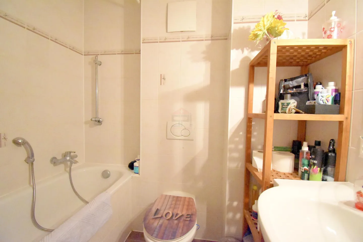 Charming family triplex in the heart of Lavigny? 140 m² over three levels - Photo 10 of 10