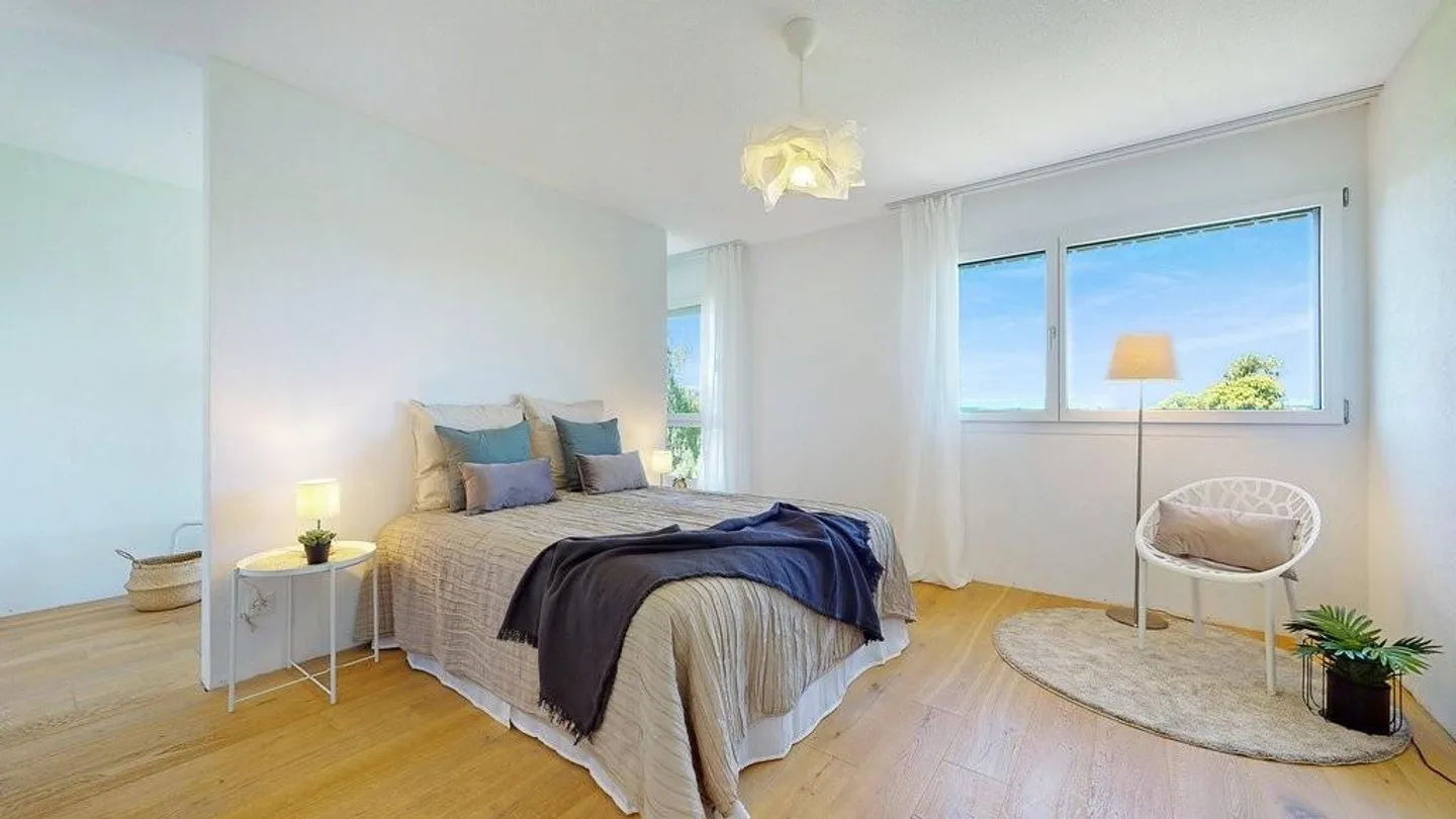 Take the elevator directly to your new dream apartment! - Photo 5 of 12