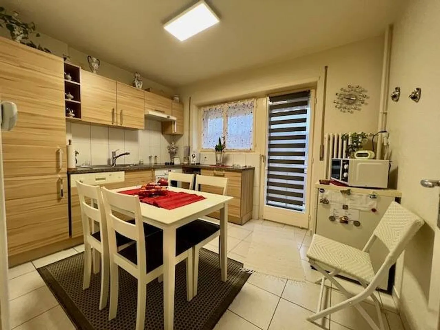 3.5-room apartment on the 2nd floor with balcony - Photo 2 of 8