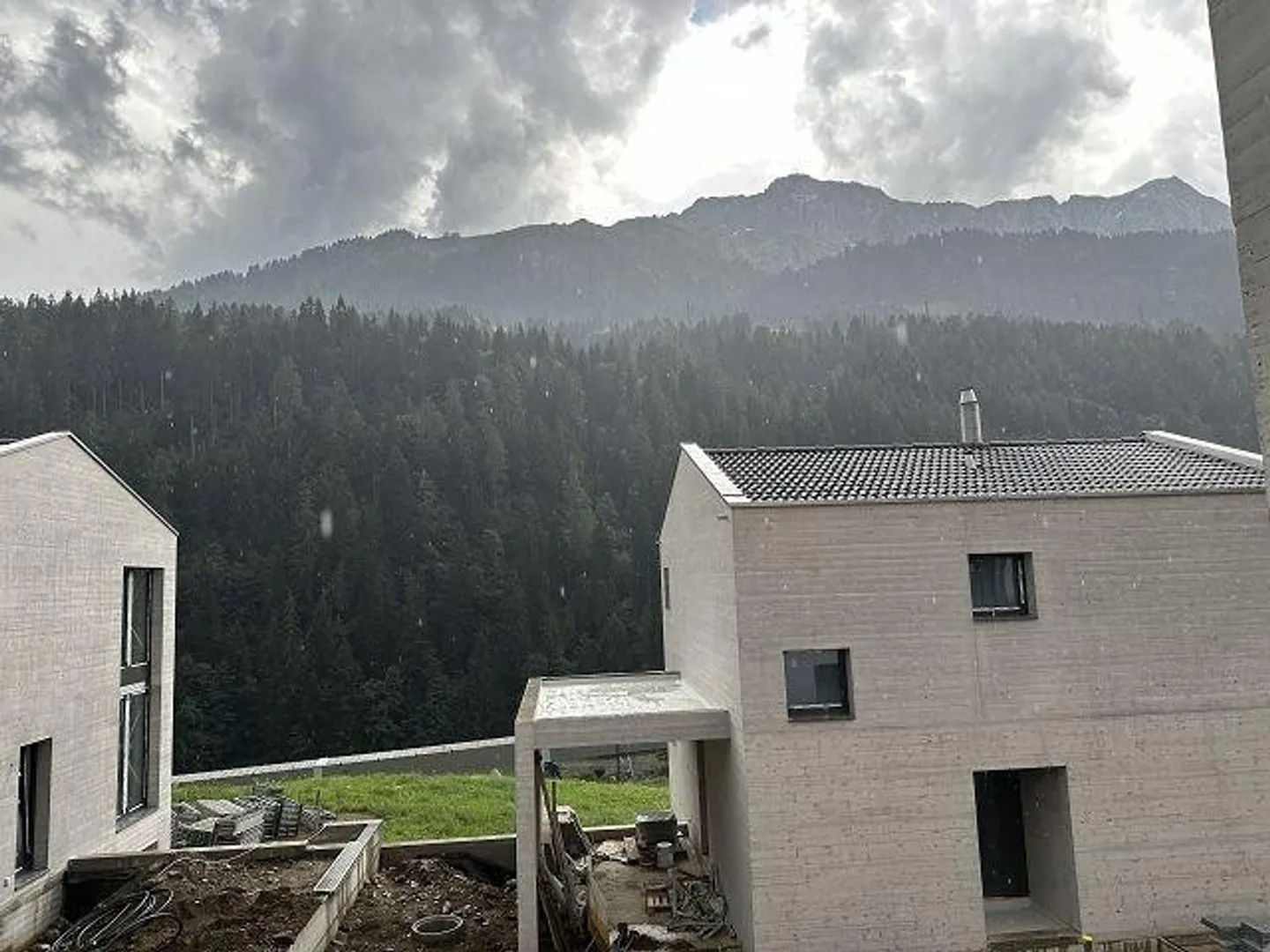 6 1/2-Room New Villa in a Quiet, Sunny Location with a Beautiful View - Photo 13 of 13