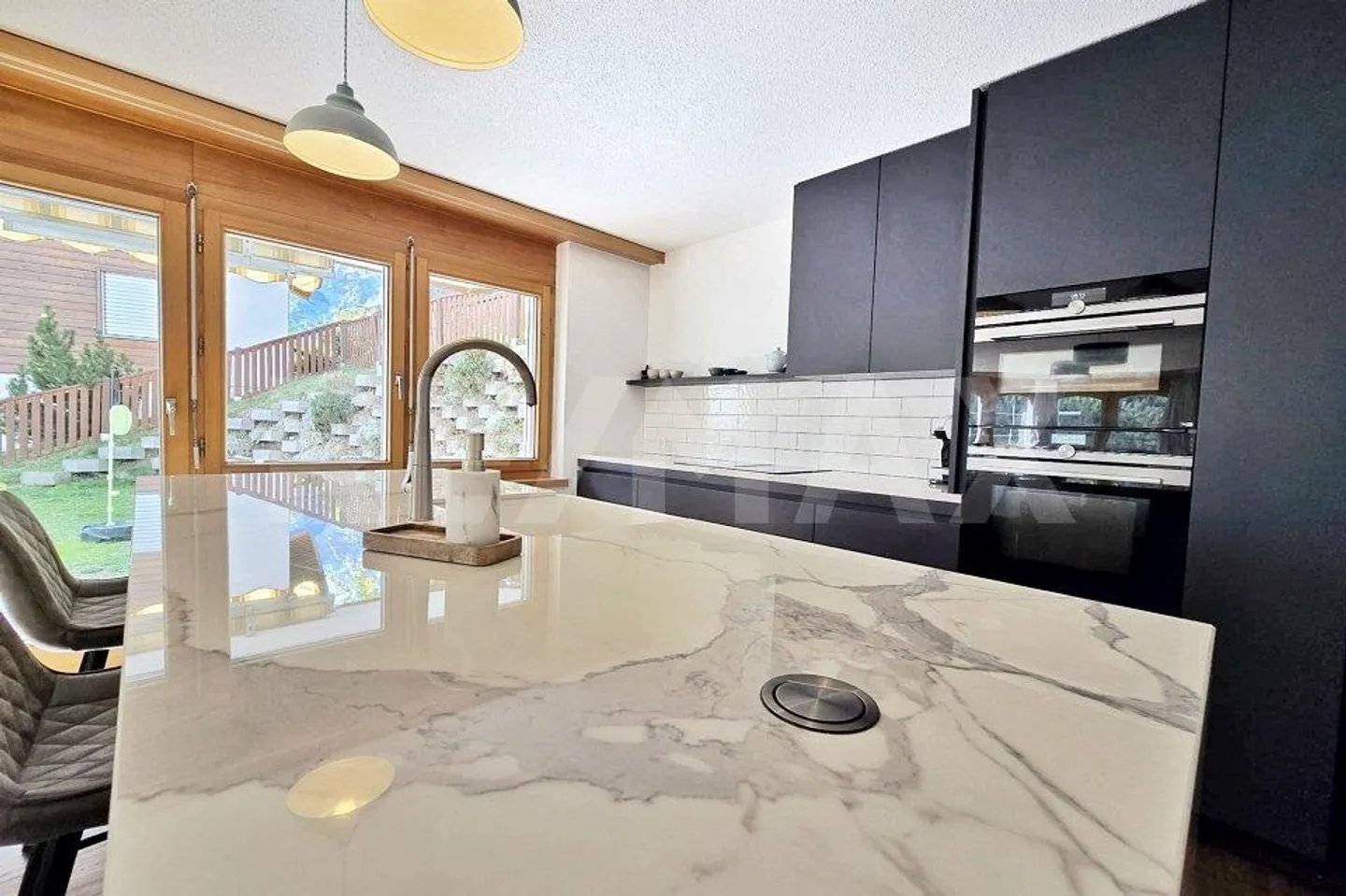 Newly renovated, very bright apartment by the Hannigbahn - Photo 7 of 13