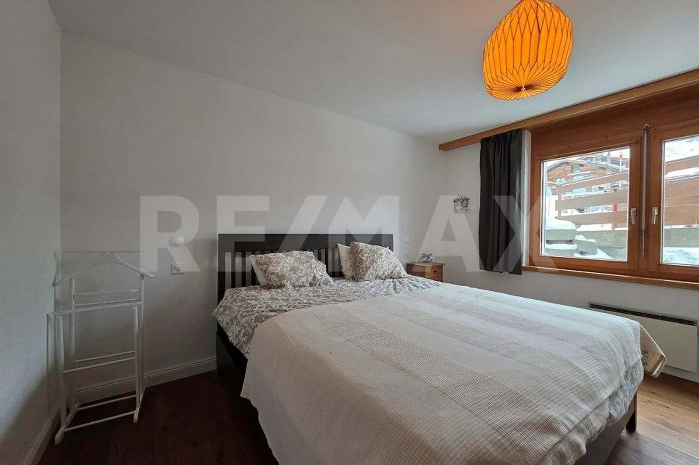 Newly renovated, very bright apartment by the Hannigbahn - Photo 9 of 13