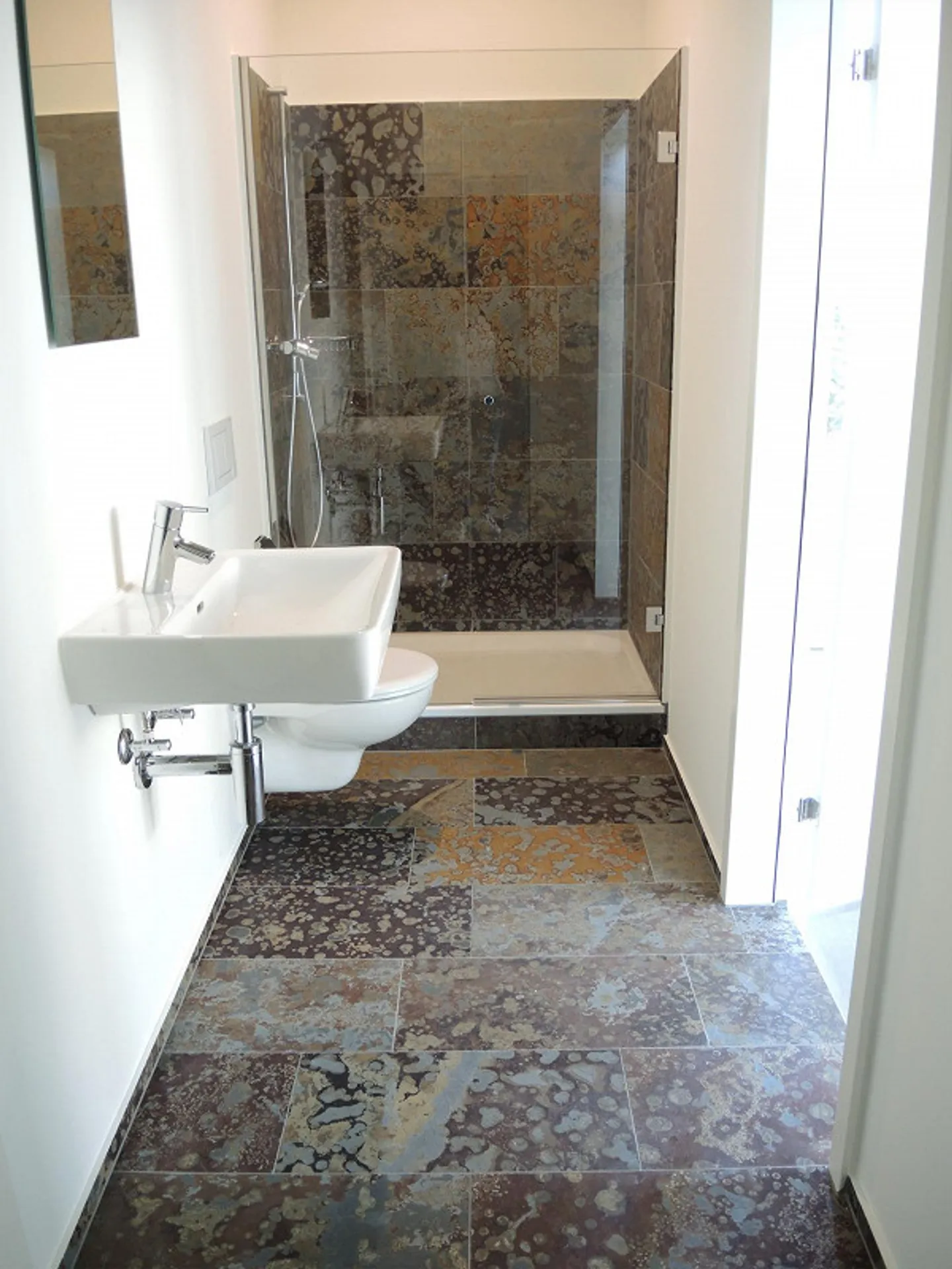 Space for Ideas: Modern Commercial Space in Prime Location - Photo 7 of 7