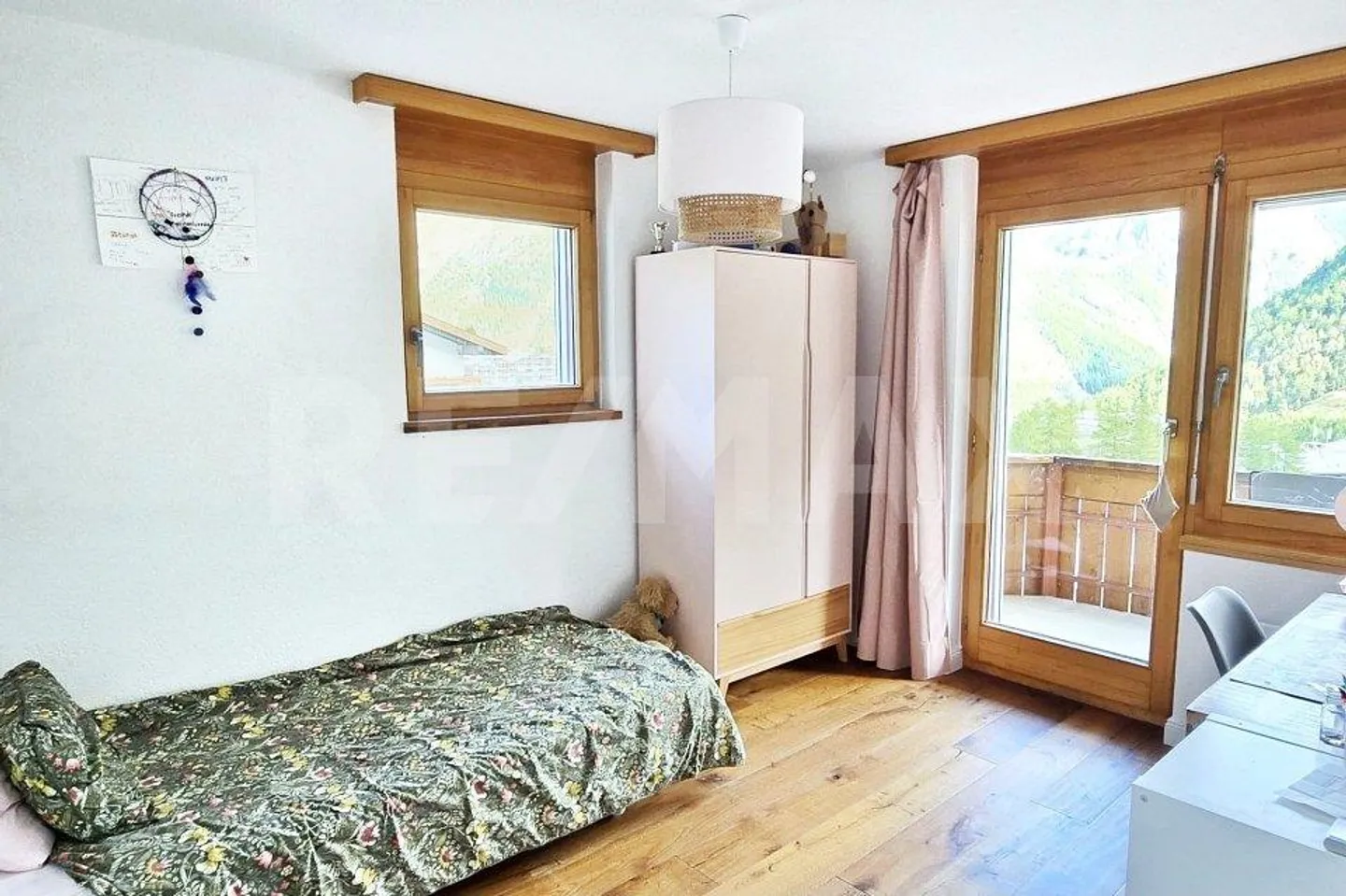 Newly renovated, very bright apartment by the Hannigbahn - Photo 11 of 13