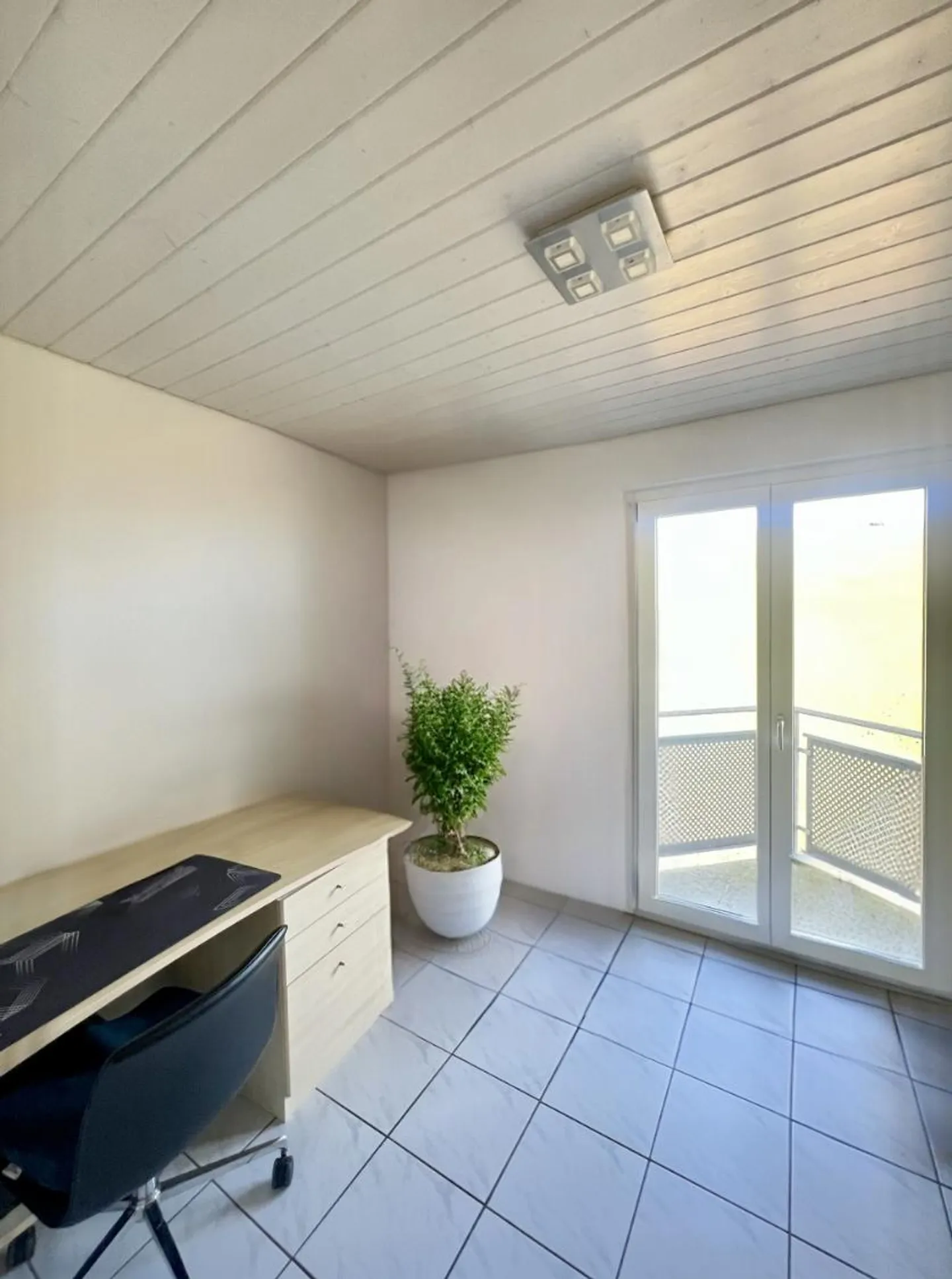 FOR SALE - Individual villa with 5.5 rooms and panoramic view in Plasselb - Photo 5 of 11