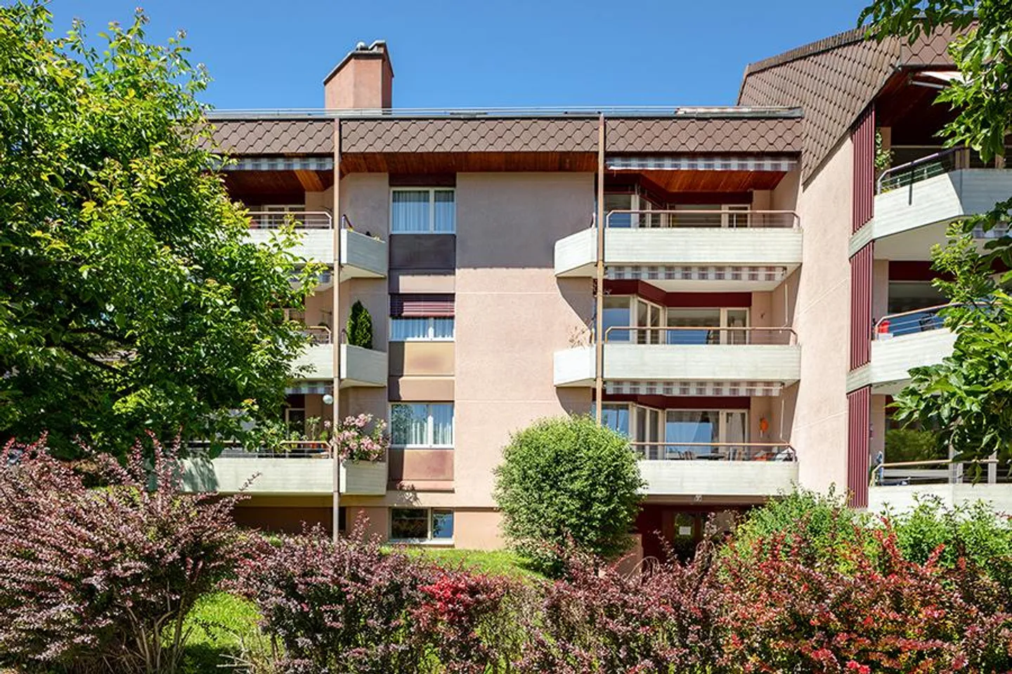 Appartamento di 3,5 locali, 81m2, piano superiore, alture di Pully, 5 min dall'autostrada - Foto 1 di 11