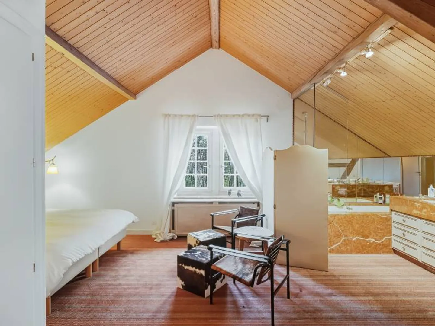 Einfamilienhaus mieten - Foto 10 von 12