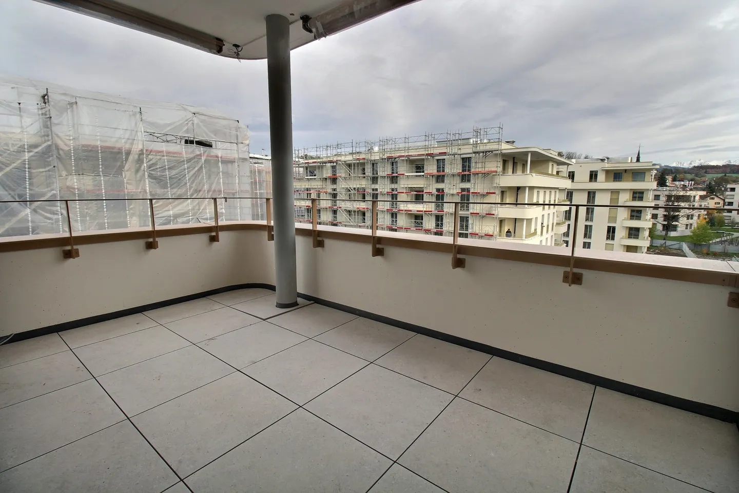 Nouvel appartement de 4,5 pièces dans les combles ! - Photo 8 sur 12